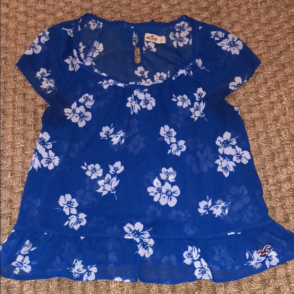 Hollister Floral Crop Top with Cap Sleeves